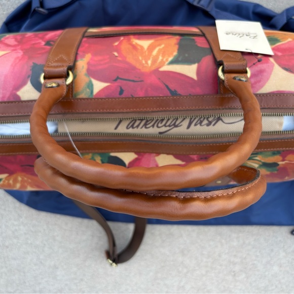 NWT Patricia Nash Floral Canvas Travel Bag - Red and Orange - Picture 3 of 4
